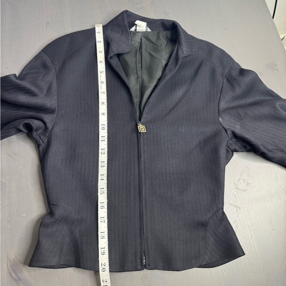 1990's Gianni Versace Couture Black Lightweight Blazer/ Jacket - Picture 5 of 12